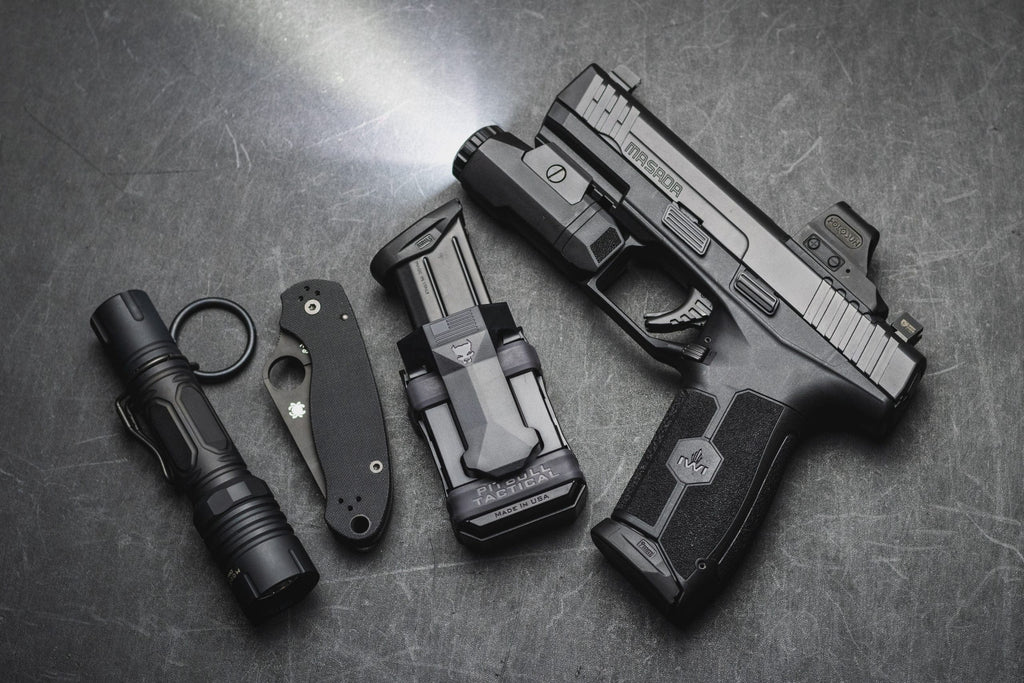 Universal Double Mag Carrier